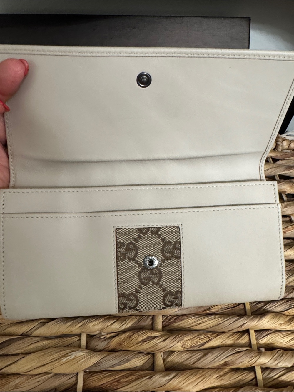 Gucci Beige GG Canvas Leather Continental Wallet - Picture 3 of 4